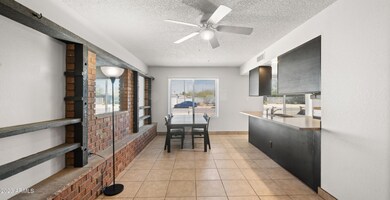 Dining 2