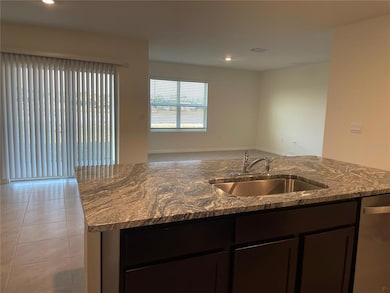 9078 Forge Breeze Loop, Wesley Chapel, FL 33545 - photo 7