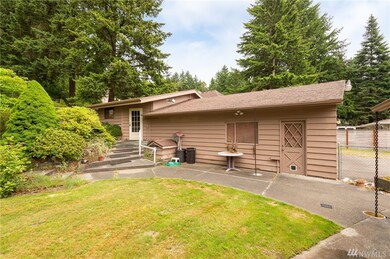7521 Chambers Creek Rd W, University Place, WA 98467 - photo 4