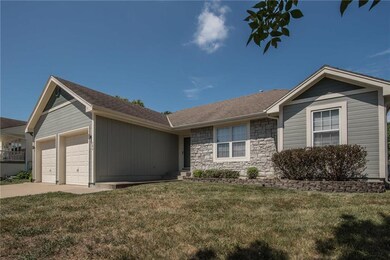 506 N Franklin St, Raymore, MO 64083 - photo 2