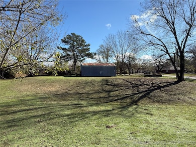 104 S Denver St, Allen, OK 74825 - photo 3