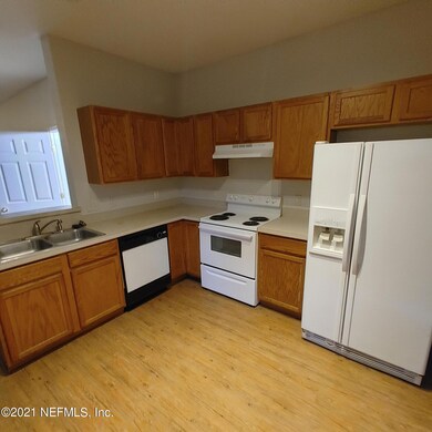 4722 Playpen Dr, Jacksonville, FL 32210 - photo 6