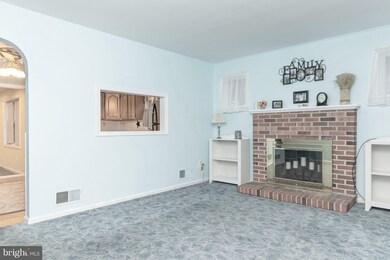 400 Sycamore Rd, Linthicum Heights, MD 21090 - photo 7