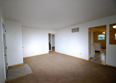 897 Bucknell Rd, Columbus, OH 43213 - photo 3