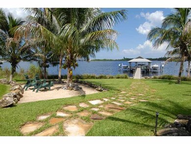 Waterfront/Dock/Pier.
