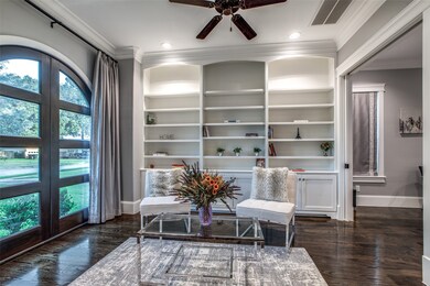 1717 Bayram Dr, Houston, TX 77055 - photo 5