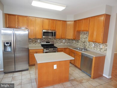 2520 Isham Randolph Dr, Herndon, VA 20171 - photo 7