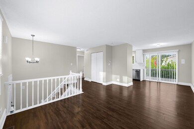 17820 Arlington Dr, Country Club Hills, IL 60478 - photo 2