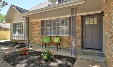 7518 Green Lawn Dr, Houston, TX 77088 - photo 4