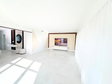 751 Hollywood Blvd, Hollywood, FL 33019 - photo 7