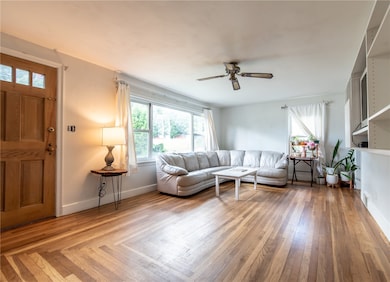 112 Le Brun Ave, Woonsocket, RI 02895 - photo 4