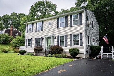 91 Linda Rd, Tiverton, RI 02878 - photo 2