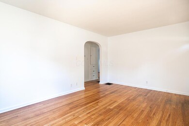 343 E Royal Forest Blvd, Columbus, OH 43214 - photo 5