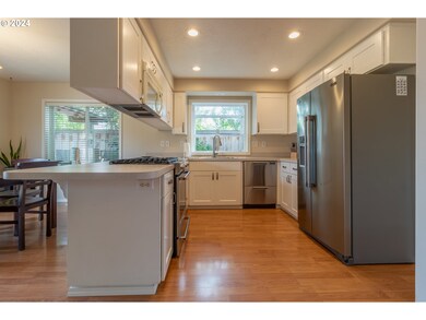 825 Pinehurst Ave NE, Keizer, OR 97303 - photo 6