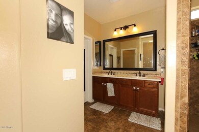 Master dual vanity