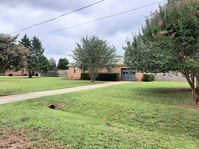 129 Sarah Dr, Byron, GA 31008 - photo 3