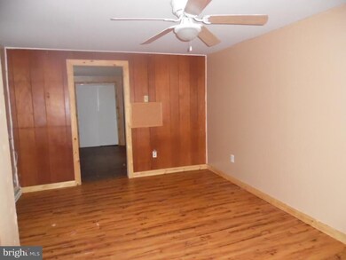 203 Cloud St unit 2, Front Royal, VA 22630 - photo 3