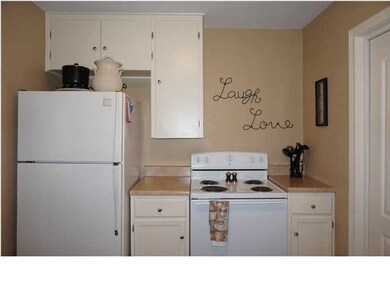 Ktichen Includes All Appliances - YES even the Ref