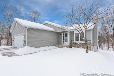 2867 Stonewood front exterior