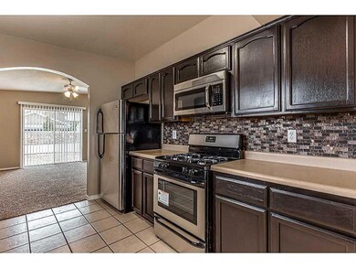 14244 Desert Sunset Dr, Horizon City, TX 79928 - photo 2