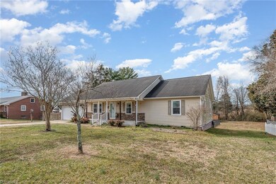 6526 N Carolina 66, King, NC 27021 - photo 3