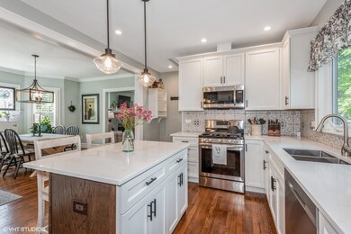 205 S Chase St, Wheaton, IL 60187 - photo 6