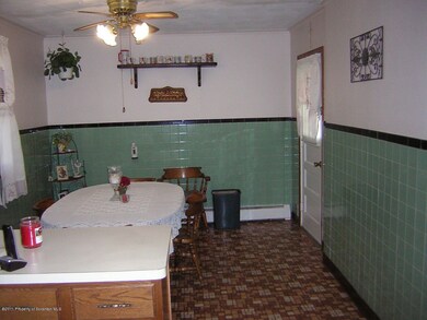 1327 Diamond Ave, Scranton, PA 18508 - photo 7