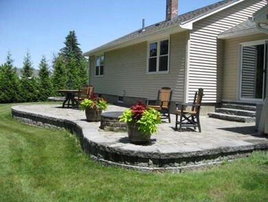 906 N King St, Northampton, MA 01060 - photo 2