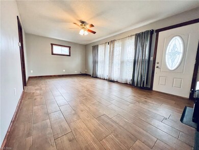 2417 E 42nd St, Lorain, OH 44055 - photo 2