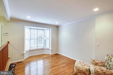 10781 Brewer House Rd, Rockville, MD 20852 - photo 3