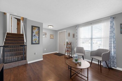 851 Cherryberry Dr, Columbus, OH 43228 - photo 2