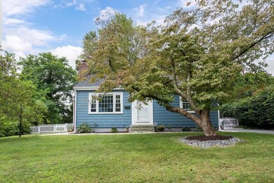 28 Hall St, Plymouth, MA 02360 - photo 2