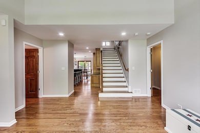 278 N Oak St, Elmhurst, IL 60126 - photo 5