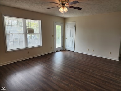 1157 Avenue D St, Greencastle, IN 46135 - photo 5