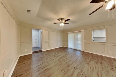 1600 Trinity Ct, Bedford, TX 76022 - photo 2