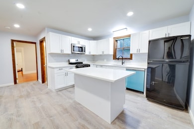 115 Franklin St unit 1, Stoneham, MA 02180 - photo 3
