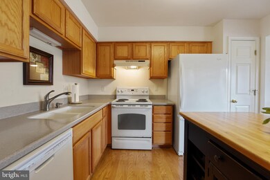 35 Dare Ln, Pottstown, PA 19465 - photo 7