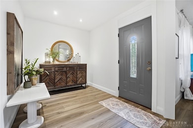 2542 Valais Ct unit 2542, Dayton, OH 45458 - photo 3