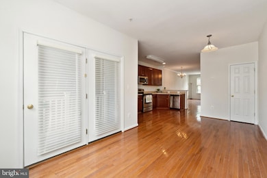 17 S Exeter St, Baltimore, MD 21202 - photo 5