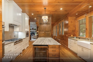 90 Creekwood Ct, Highlands, NC 28741 - photo 5