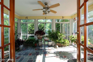 4003 Hunting Pines Ct, Fairfax, VA 22032 - photo 5