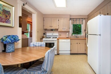 21 Mann Lot Rd, Scituate, MA 02066 - photo 3