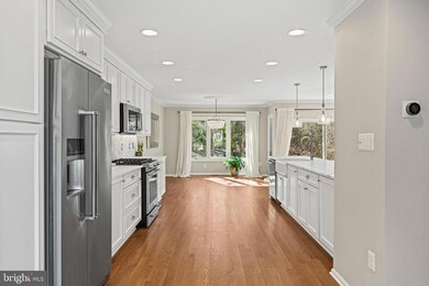 1306 Wedgewood Manor Way, Reston, VA 20194 - photo 3