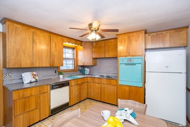 69 Mallard Way, Waltham, MA 02452 - photo 6