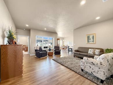 3502 20th St SE, Minot, ND 58701 - photo 3