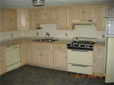 82 Old Princeton Rd, Fitchburg, MA 01420 - photo 4