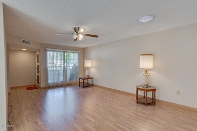 17807 N Del Webb Blvd, Sun City, AZ 85373 - photo 7
