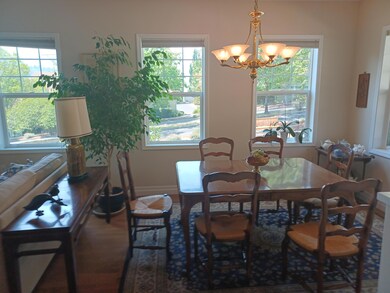 Dining area w/views