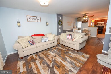 2820 Sellers St, Philadelphia, PA 19137 - photo 4