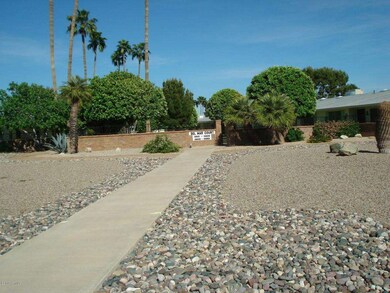 13645 N Newcastle Dr unit 15C, Sun City, AZ 85351 - photo 2